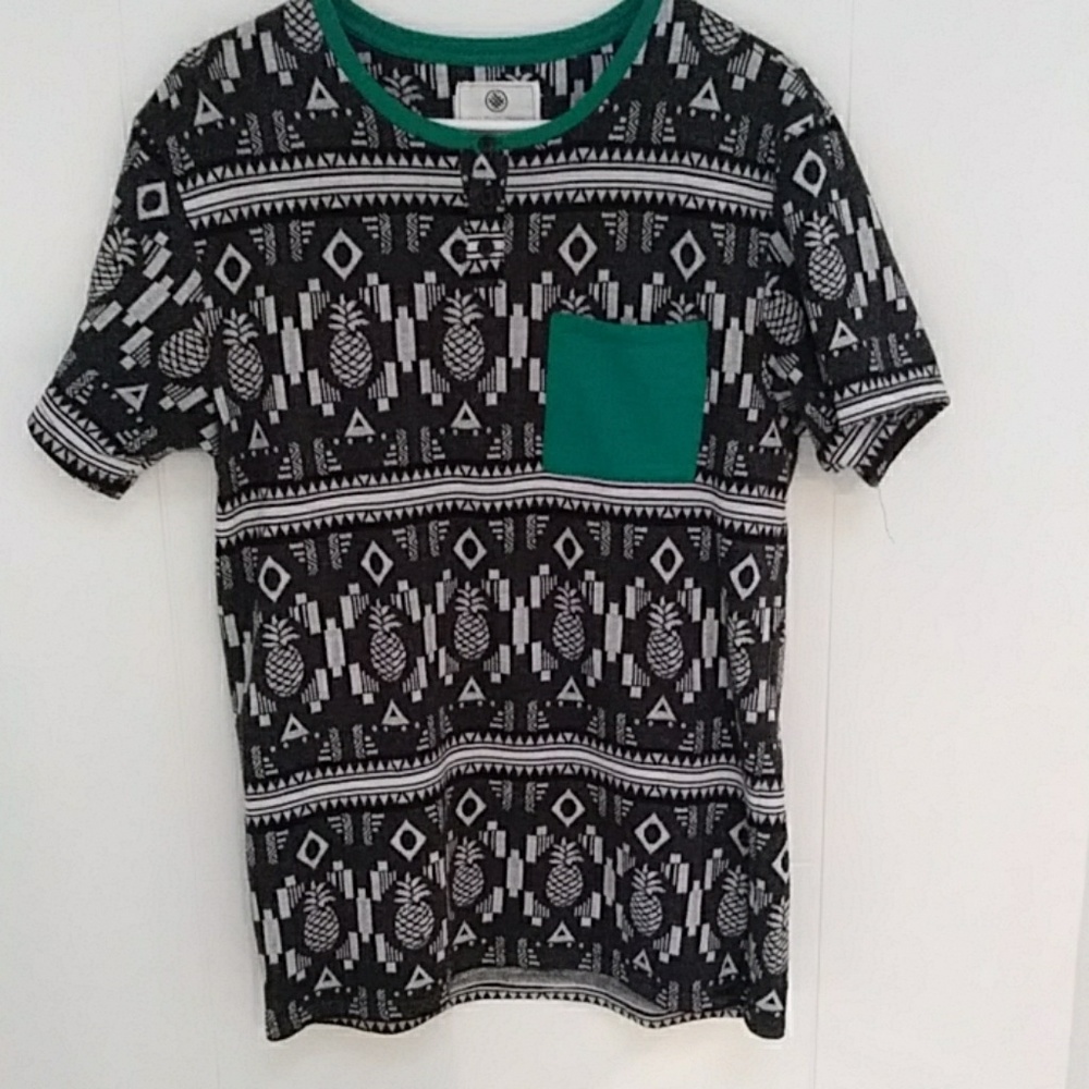 Mens On the Byas casual shirts sz M